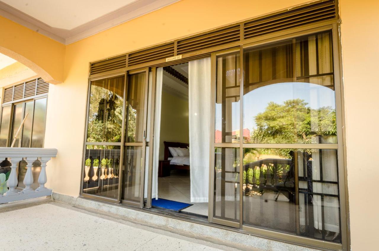 Las Vegas Garden Hotel Kampala Exterior photo
